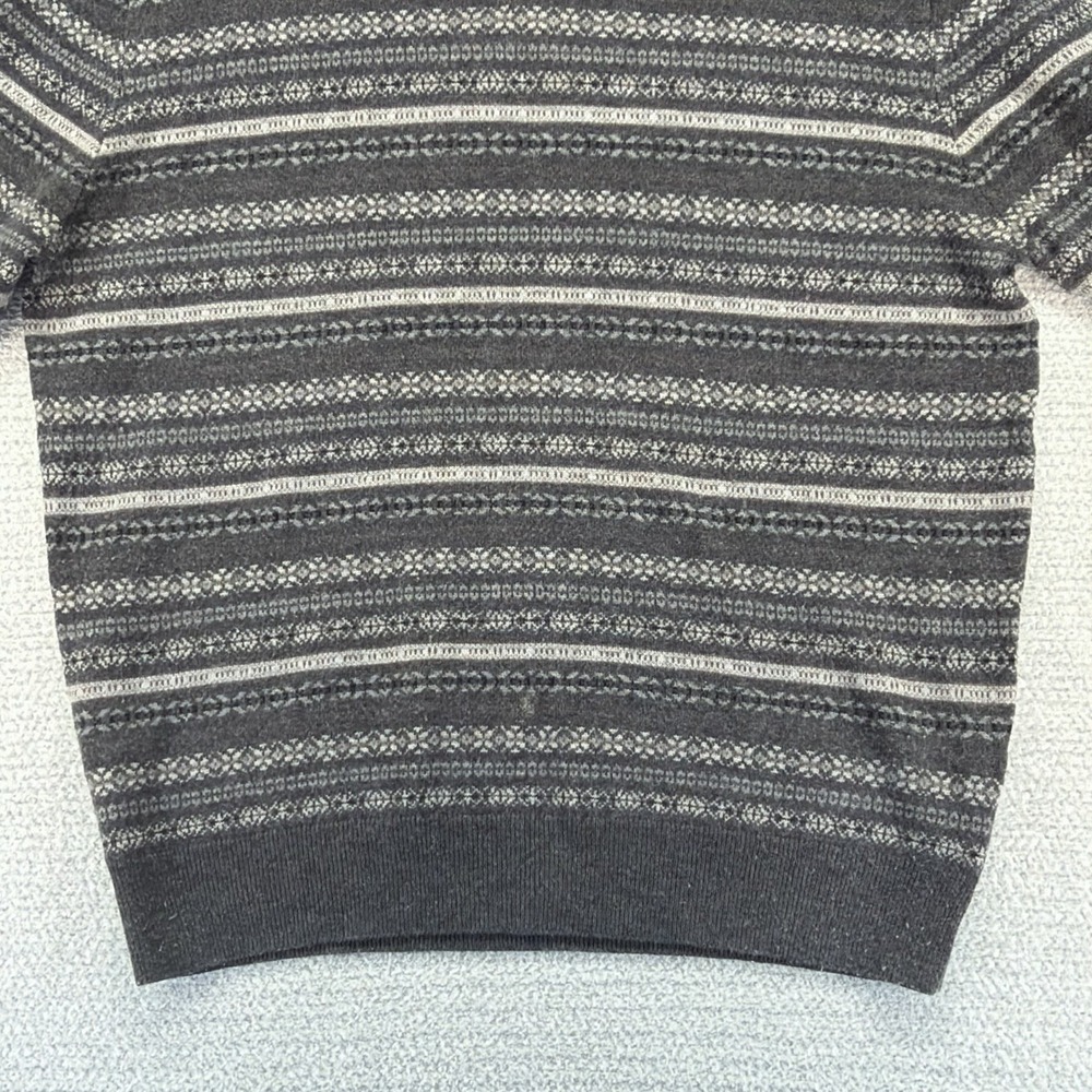 Jos A Bank Sweater Mens Large Gray Geometric Lambs Wool Blend Pullover V-Neck - Picture 5 of 15